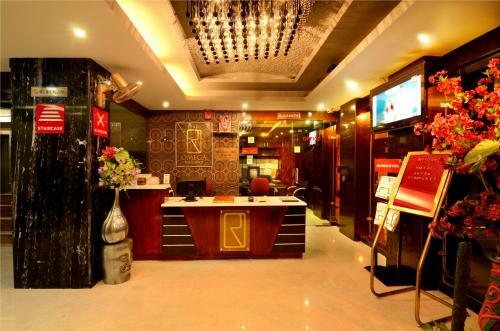 Hotel Omega Residency