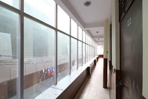 Oyo 9148 Hotel Global Inn