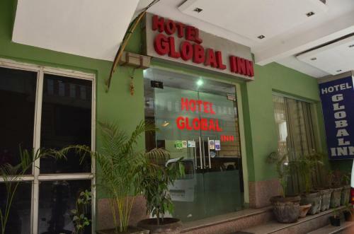 Oyo 9148 Hotel Global Inn