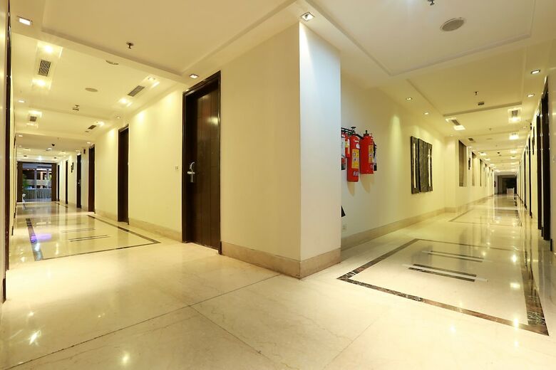 Hotel Airport Residency