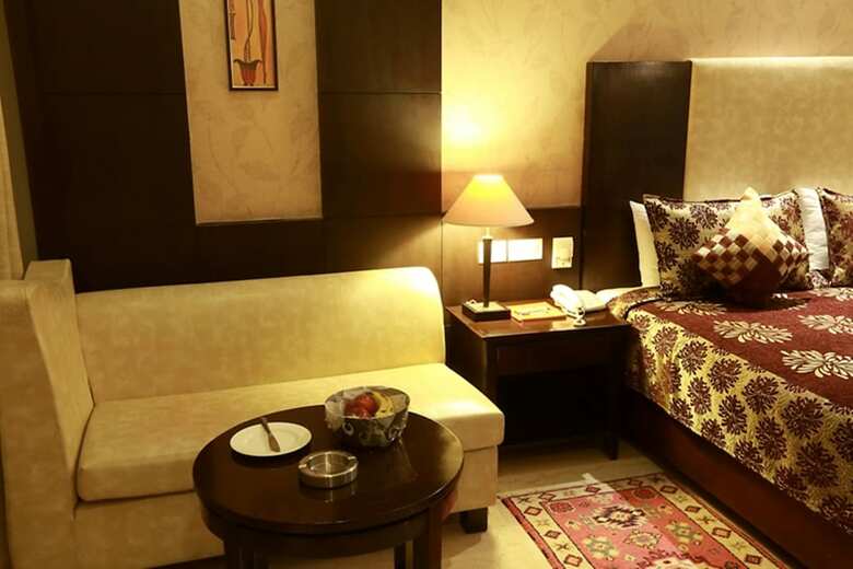 Hotel Airport Residency