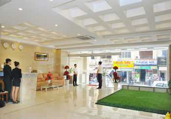 Queen Central Hotel