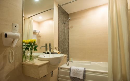 Silverland Central Hotel & Spa