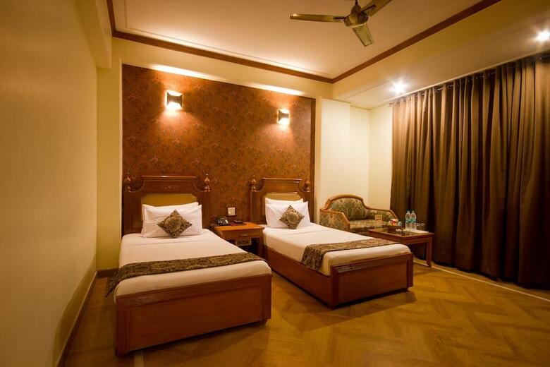 Hotel Sunstar Grand
