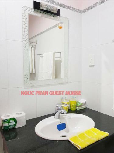 Hostal Ngoc Phan Guest House