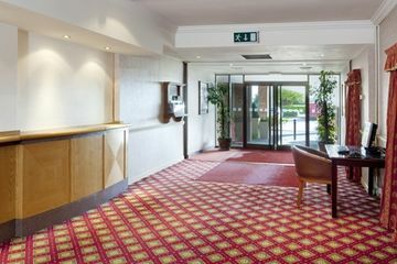 Hotel Holiday Inn West