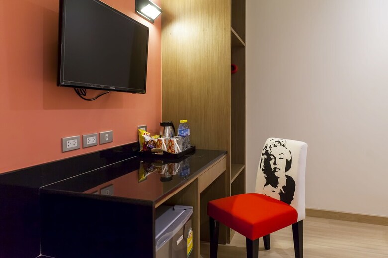 Hotel Eleven Avenue Suites Bangkok