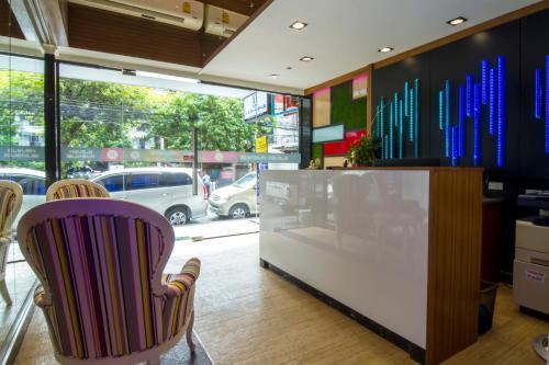 Hotel Eleven Avenue Suites Bangkok