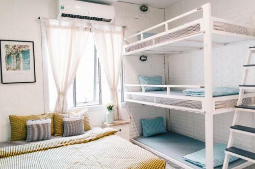 Lily's Hostel