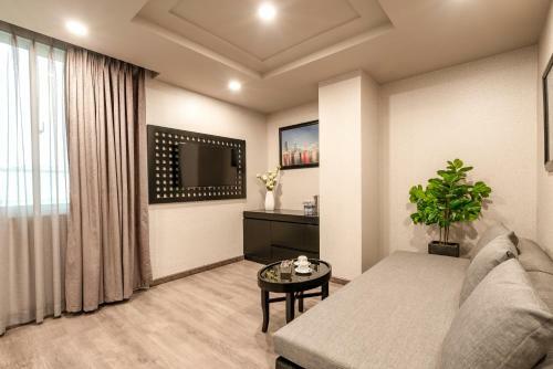 Paragon Saigon Hotel