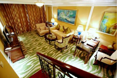 Hotel Crowne Plaza Ocean Spring Resort