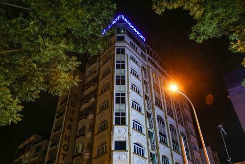 Dragon Palace Hotel
