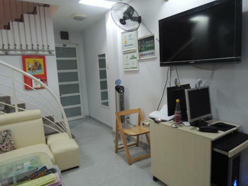 Hostal Vy Khanh Guesthouse