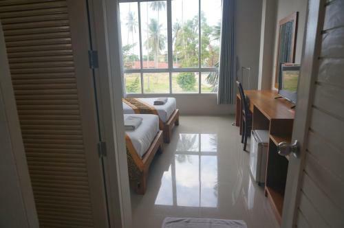 Hotel Baannoksuan Resort