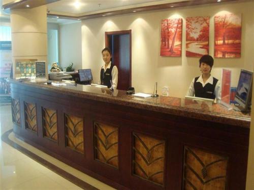 Greentree Inn Ji?nan Shanda Road Business Hotel