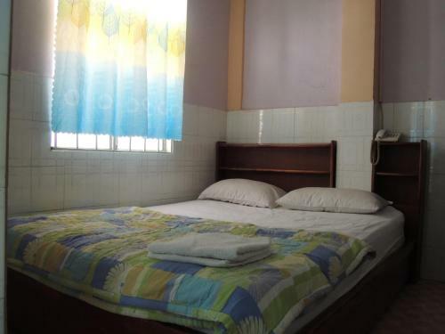 Hostal Thanh Phong Hotel
