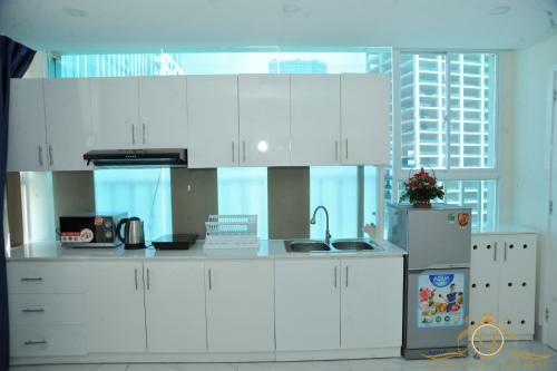 Queen Central Apartment Hotel
