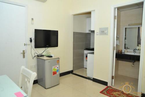 Queen Central Apartment Hotel