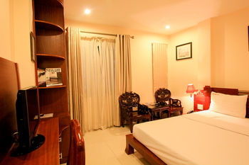 Ipeace Hotel