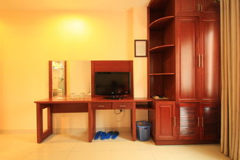Ipeace Hotel