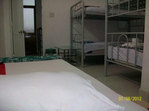 Hostal Mai Guest House