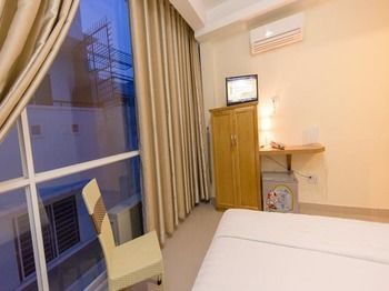Victory Hotel 2