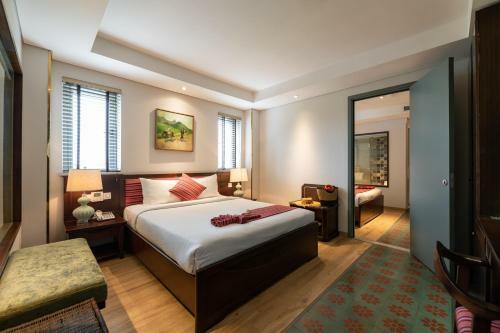 Au Lac Hotel