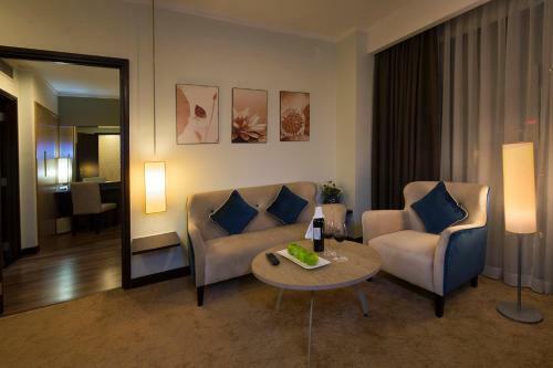 Vien Dong Hotel