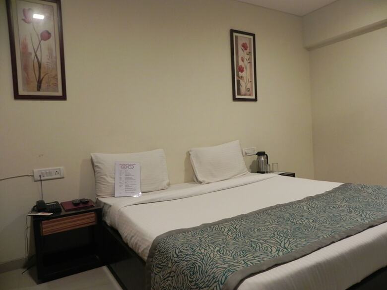 Hotel Reeva Regency