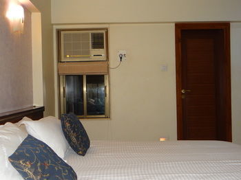 Hotel Golden Tree Goradia's