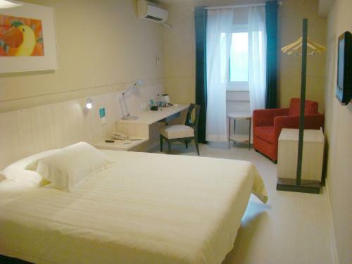 Hotel Jinjiang Inn Ji County Renming West Avenue