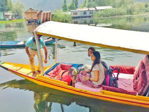 New Bul Bul Houseboat