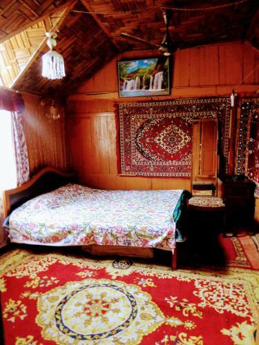 Houseboat Royal Lodge