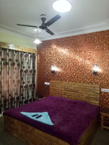 Hotel Kashmir Inn