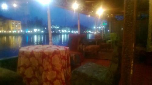 Island Hotel