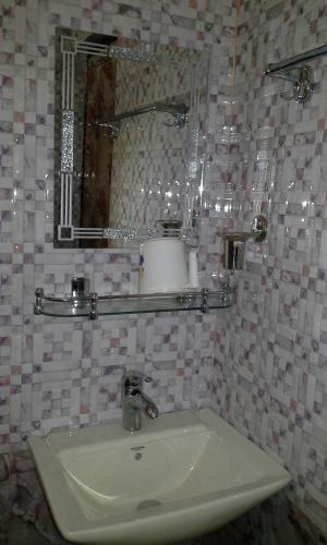 Hotel Howrah Guest House
