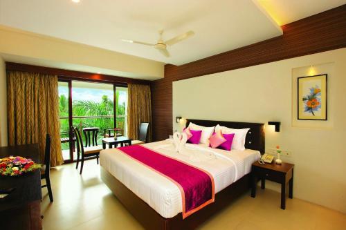 Hotel Holiday Vista