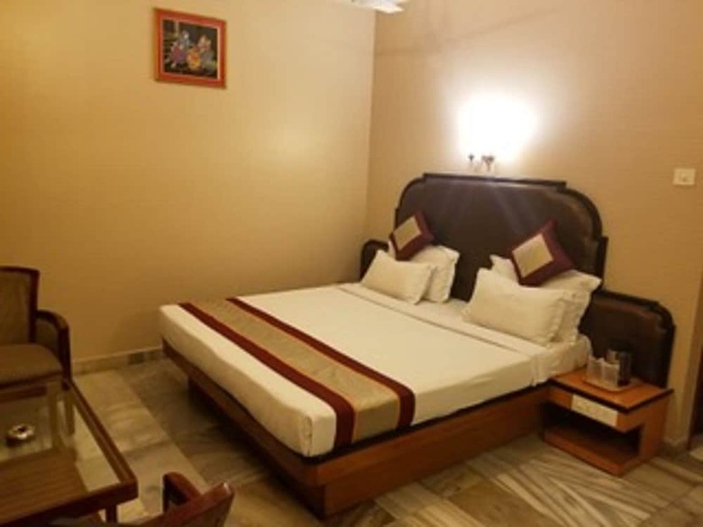 Hotel Sindhuri Park