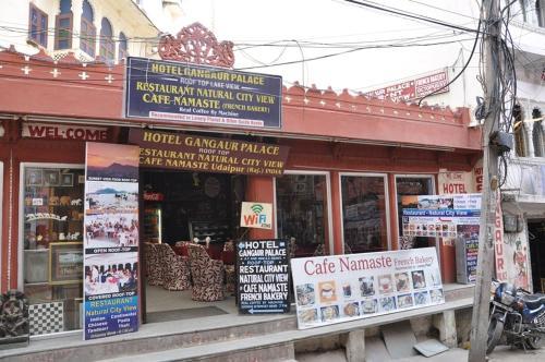 Hotel Gangaur Palace