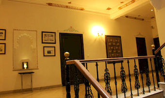 Hotel Boheda Palace