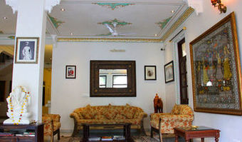 Hotel Boheda Palace