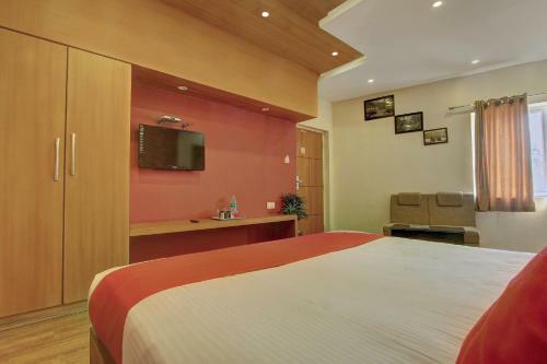 Hotel Sholas Residency