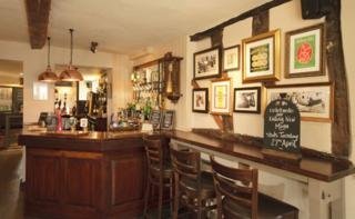 Lodge Bell   And  Inn