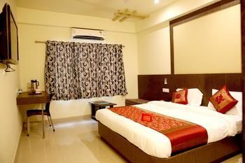 Hotel Oyo Rooms Lake Palace Road II