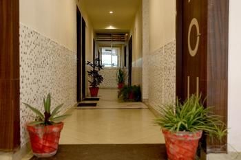 Hotel Oyo Rooms Lake Palace Road II