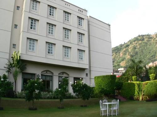 Hotel Paras Mahal