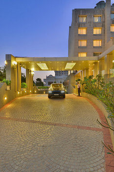 The Gateway Hotel Akota
