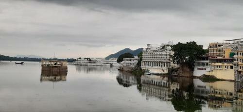 Bed & Breakfast Hotel Ishwar Palace
