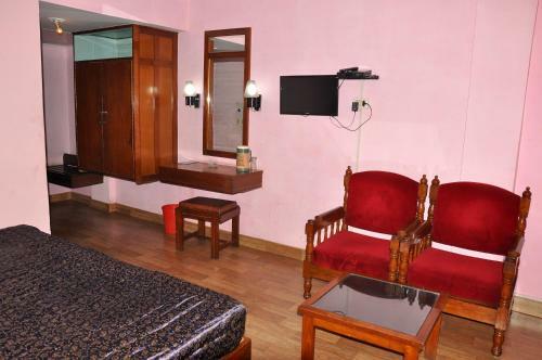 Gautam Hotel