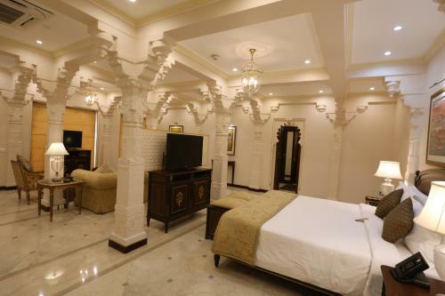 Hotel Fateh Prakash Palace - Grand Heritage